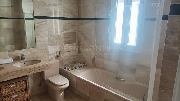 Apartment te koop in Guadalmarina, Marina de Sotogrande