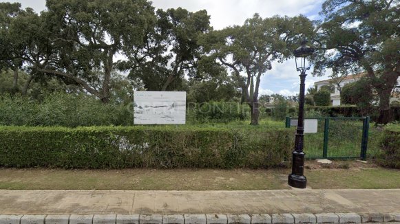 Plot te koop in San Roque Club