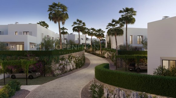 Courtyard Semi-Detached Home in La Reserva, Sotogrande – Las Villas de los Álamos