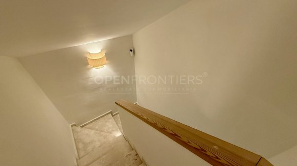 Modern Marina-Front Duplex Penthouse with Panoramic Views in Isla Tortuga, Sotogrande Port