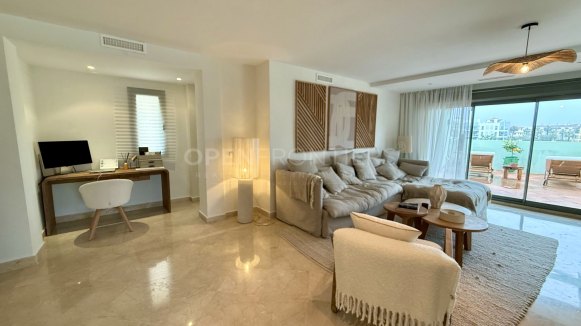Modern Marina-Front Duplex Penthouse with Panoramic Views in Isla Tortuga, Sotogrande Port