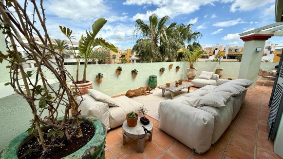 Modern Marina-Front Duplex Penthouse with Panoramic Views in Isla Tortuga, Sotogrande Port