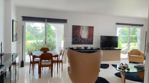 Villa de golf en première ligne à vendre à Sotogrande – Vue sur Valderrama