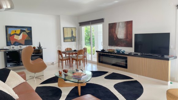 Villa de golf en première ligne à vendre à Sotogrande – Vue sur Valderrama