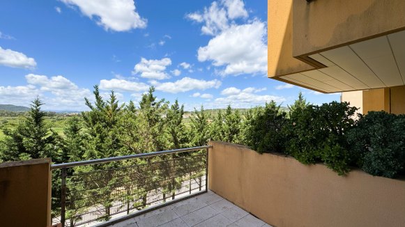 Exceptional 4-bedroom apartment with sea views in Ribera del Marlin, Sotogrande
