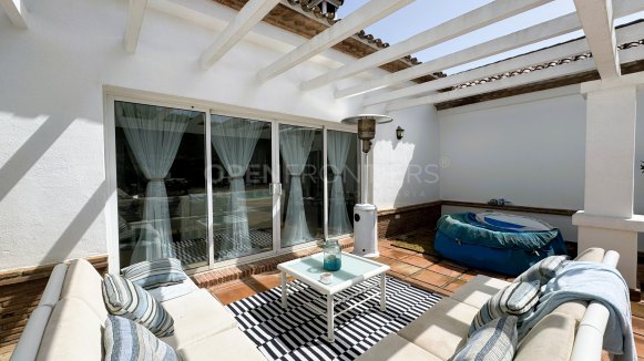 Charming Villa for Sale in Zona B, Sotogrande Costa