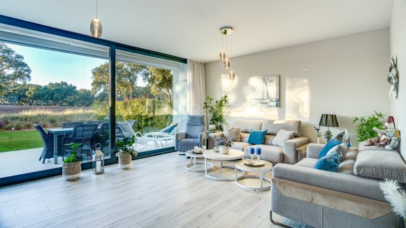 Modern townhouse in San Roque Club with golf views