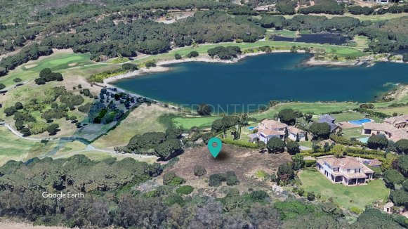 Plot in Sotogrande Alto with Almenara golf views