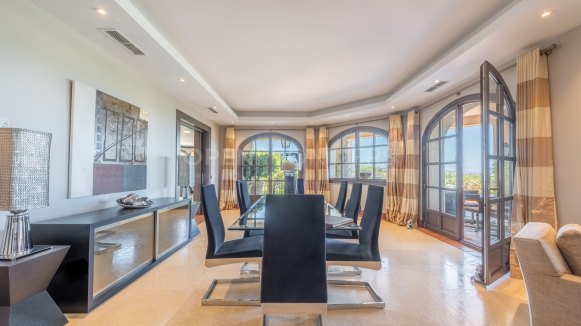 Luxury villa with panoramic sea, golf and mountain views in Almenara, Sotogrande Alto
