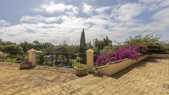 Andalusian villa in Sotogrande Alto next to Valderrama