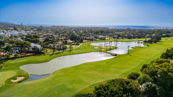 Frontline golf plot in La Reserva de Sotogrande, Cádiz