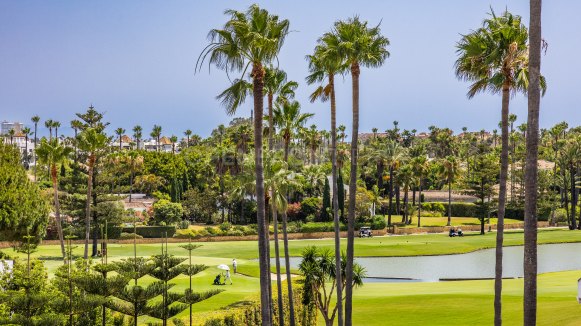 Frontline golf plot in La Reserva de Sotogrande, Cádiz