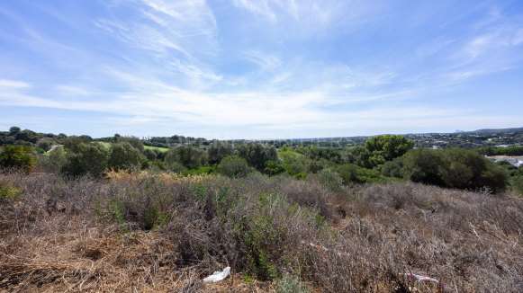 Frontline golf plot in La Reserva de Sotogrande, Cádiz