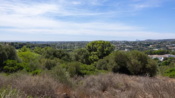 Frontline golf plot in La Reserva de Sotogrande, Cádiz