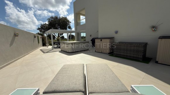 Exclusive Apartment with Garden in Emerald Greens, San Roque Club