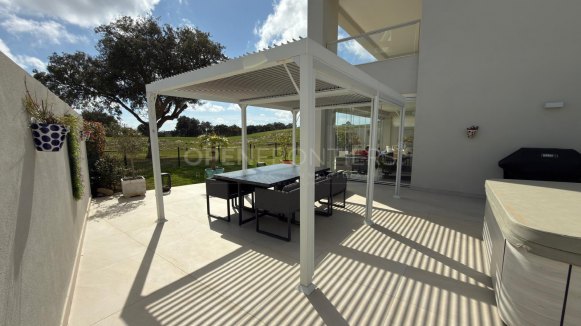 Exclusive Apartment with Garden in Emerald Greens, San Roque Club
