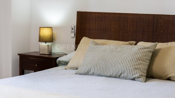 3-bedroom apartment in Isla Carey with Marina de Sotogrande views