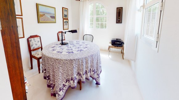 Spacious Family Villa with Huge Potential in Sotogrande Alto