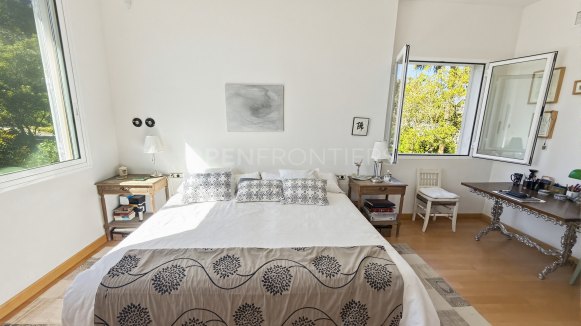 Spacious Family Villa with Huge Potential in Sotogrande Alto
