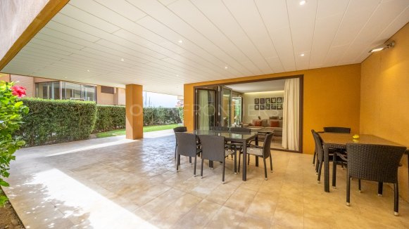 Luxury apartment in Ribera del Marlín, Sotogrande Marina