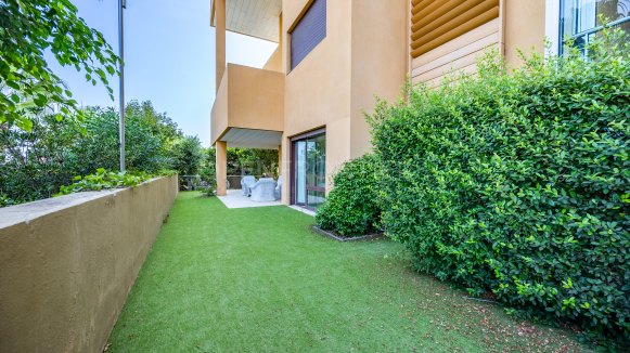 Luxury apartment in Ribera del Marlín, Sotogrande Marina