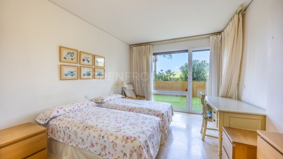 Luxury apartment in Ribera del Marlín, Sotogrande Marina