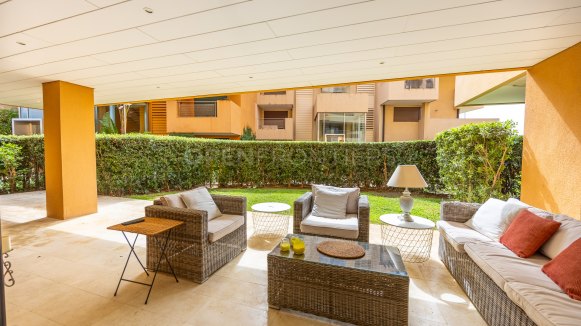 Luxury apartment in Ribera del Marlín, Sotogrande Marina