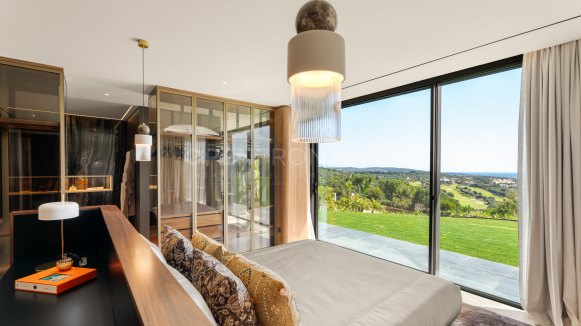 Villa Aldebaran: Villa with Sea & Golf Views in La Reserva, Sotogrande