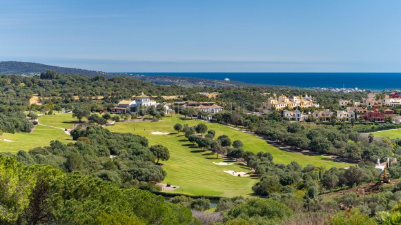 Villa Aldebaran: Villa with Sea & Golf Views in La Reserva, Sotogrande