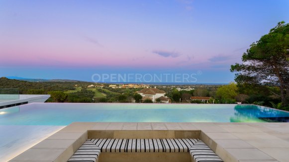 Villa Aldebaran: Villa with Sea & Golf Views in La Reserva, Sotogrande