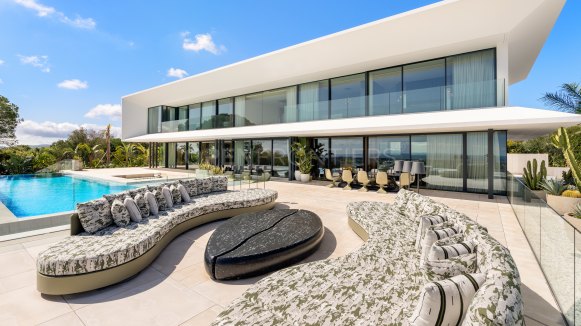 Villa Aldebaran: Villa with Sea & Golf Views in La Reserva, Sotogrande