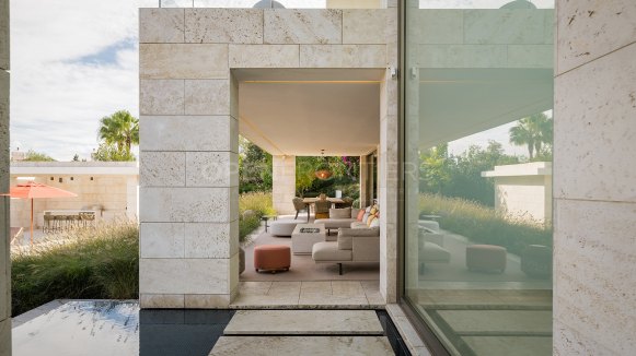 Iconic Golf-Front Villa – La Reserva, Sotogrande
