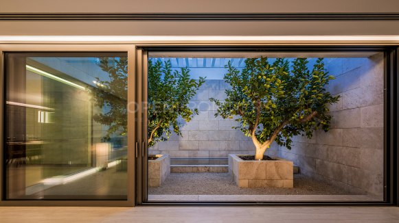 Iconic Golf-Front Villa – La Reserva, Sotogrande