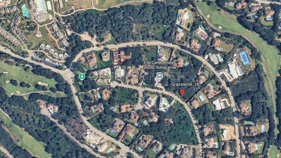 Prime Plot with Panoramic Sea and Mountain Views in Sotogrande Alto