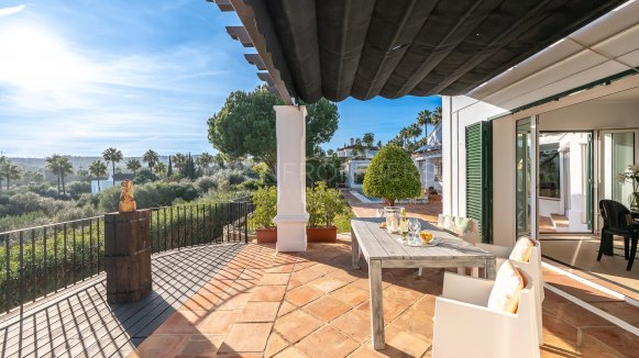 Villa La Alegría: Exceptional Six-Bedroom Villa in Zona F, Sotogrande Alto