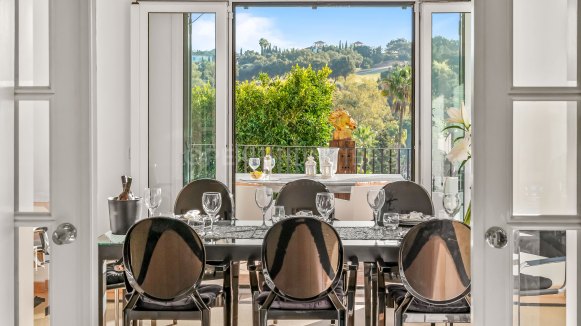 Villa La Alegría: Exceptional Six-Bedroom Villa in Zona F, Sotogrande Alto
