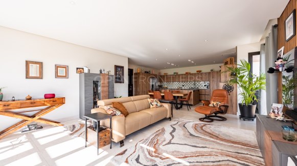 Elegant Penthouse in Hacienda Valderrama, Sotogrande