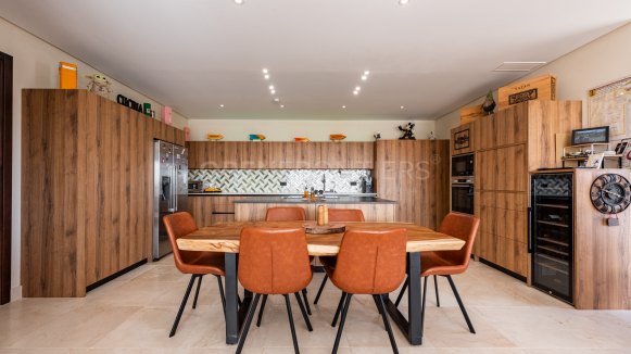 Elegant Penthouse in Hacienda Valderrama, Sotogrande