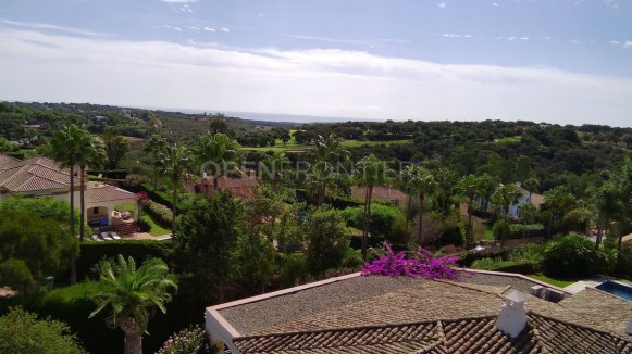 Elegant classical villa with sea, golf and countryside views in Sotogrande Alto