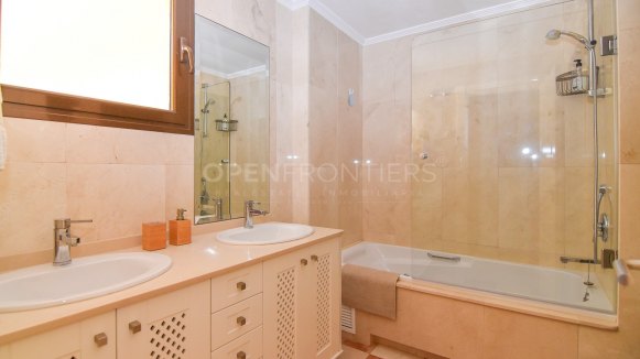 Apartment in Sotogrande Marina near the beach and marina