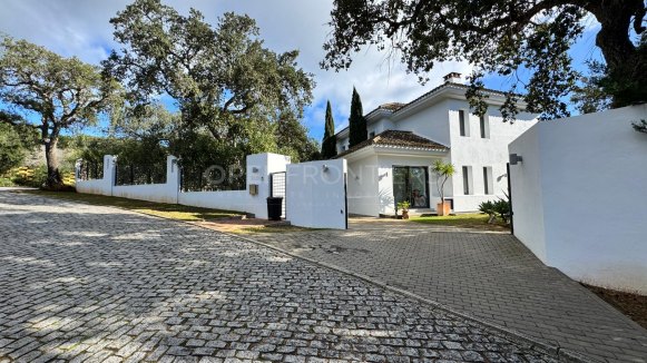 Renovated Villa in Sotogrande Alto