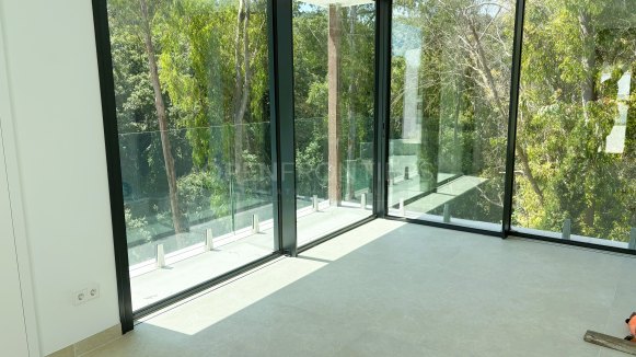 Luxury New Build Villa in Sotogrande Alto with Forest Views & Pool