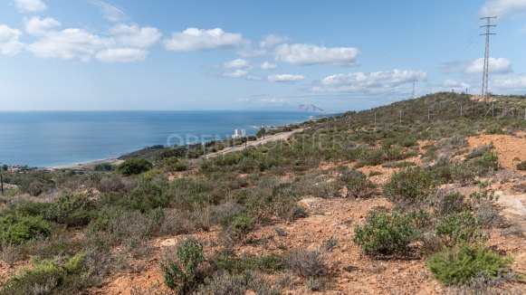 Plot with Panoramic Sea Views in Invespania