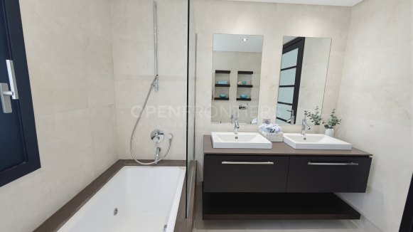 Contemporary duplex penthouse with private lift in Valderrama Sotogrande