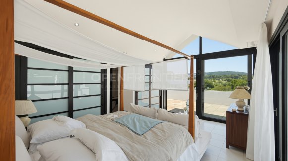 Contemporary duplex penthouse with private lift in Valderrama Sotogrande