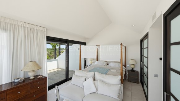 Contemporary duplex penthouse with private lift in Valderrama Sotogrande