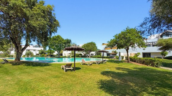 Contemporary duplex penthouse with private lift in Valderrama Sotogrande