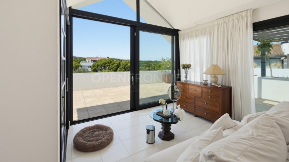 Contemporary duplex penthouse with private lift in Valderrama Sotogrande