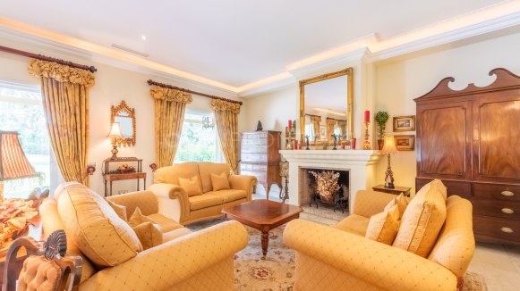7-Bedroom Frontline Golf Villa in San Roque Club