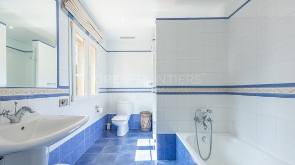 7-Bedroom Frontline Golf Villa in San Roque Club
